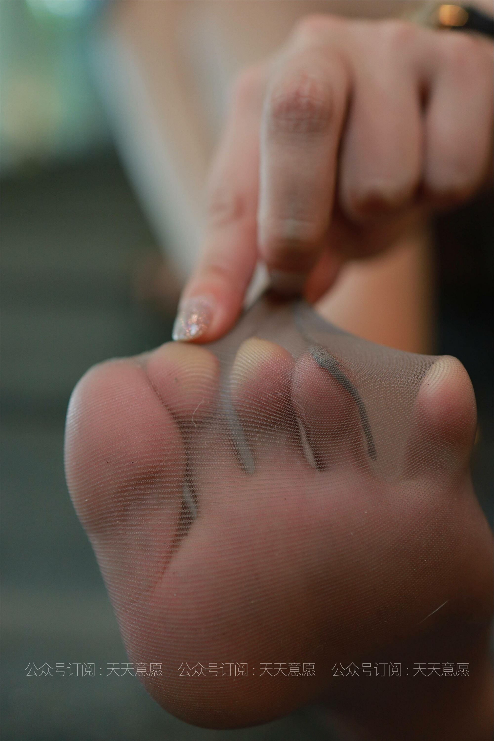 IESS异思趣向 - 模特：秋秋《蛋黄的长裙》